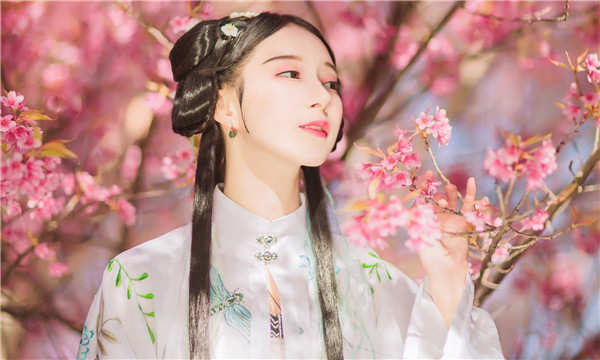长白供卵试管婴儿：助您实现家庭梦想的科学方案